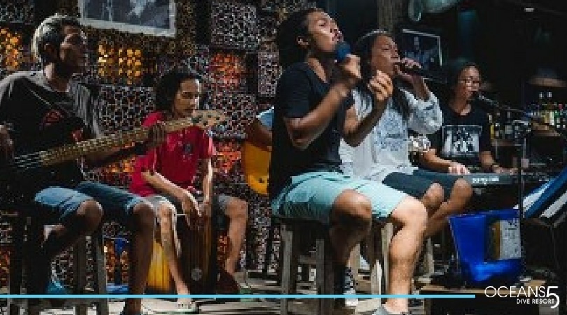 Live band playing on Gili Air