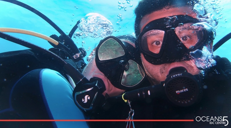 Meg and Sal underwater selfie diving