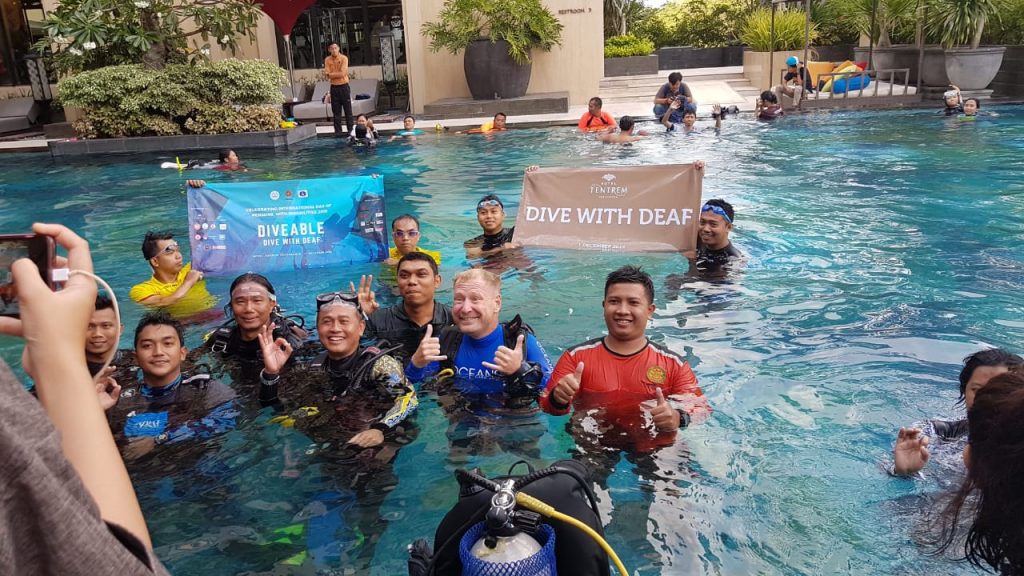 Diving for people who have disabilities